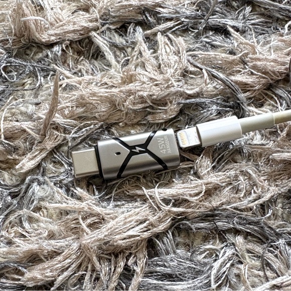 Bundle of 2 USB-A, and 3 Micro USB Cables, with a Type A to Type C Converter - Picture 2 of 4